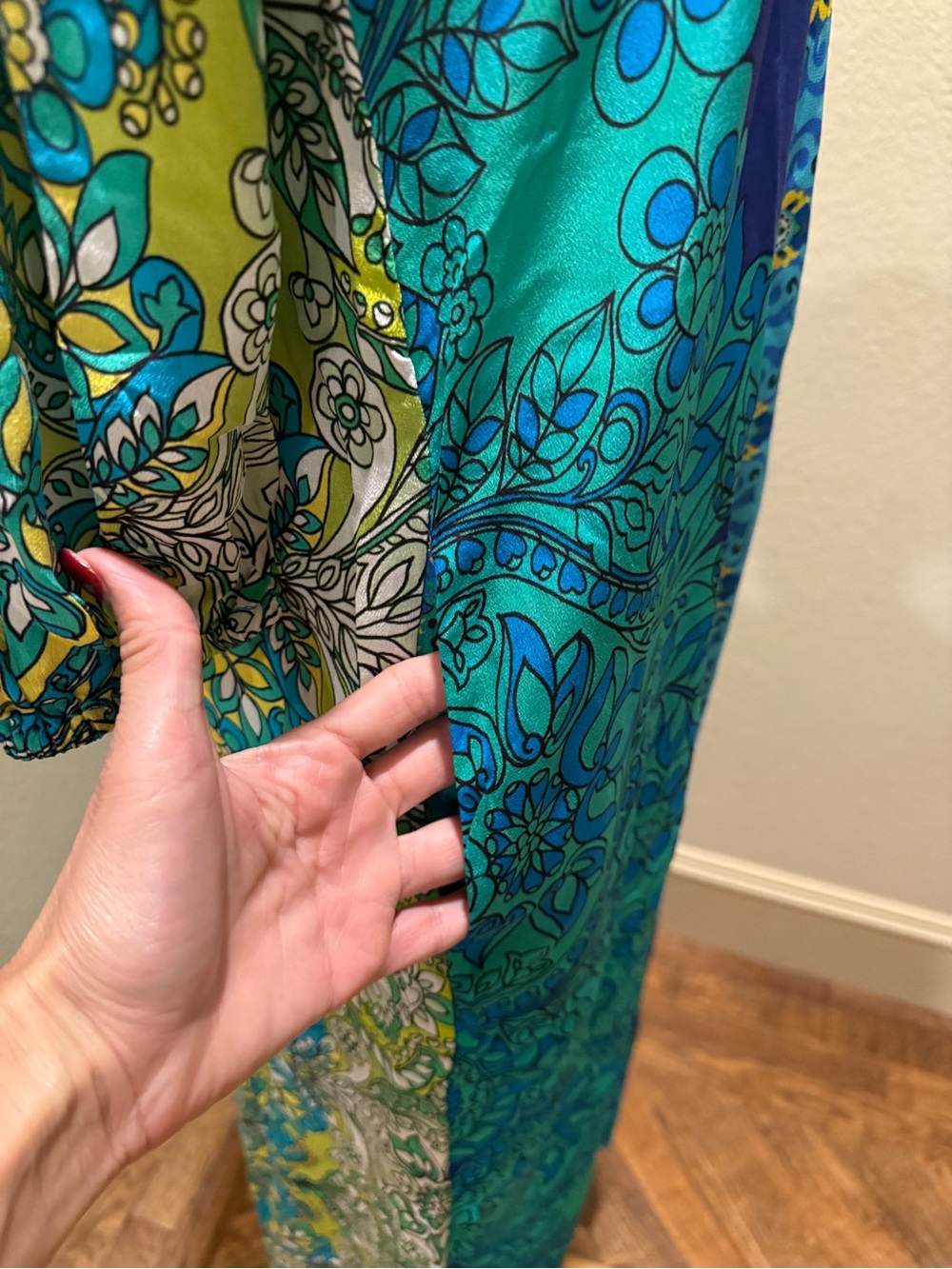 Johnny Was Kahinu 100% Silk Maxi Dress Kaftan Blue Green Floral XS NEW - Picture 9 of 14